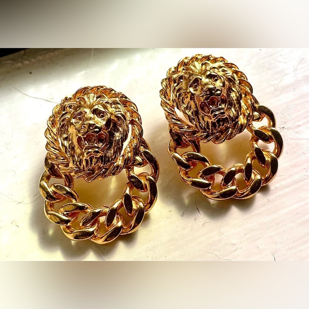 Vintage Anne Klein Gold-Tone Lion Head Earrings Chain Dangle Statement 1980s EUC